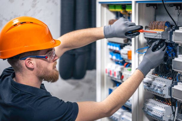 Best 24-Hour Electrician  in Shoreline, WA